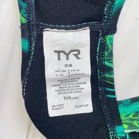 TYR cutoutfit one piece printed-28 - Picture 7 of 7